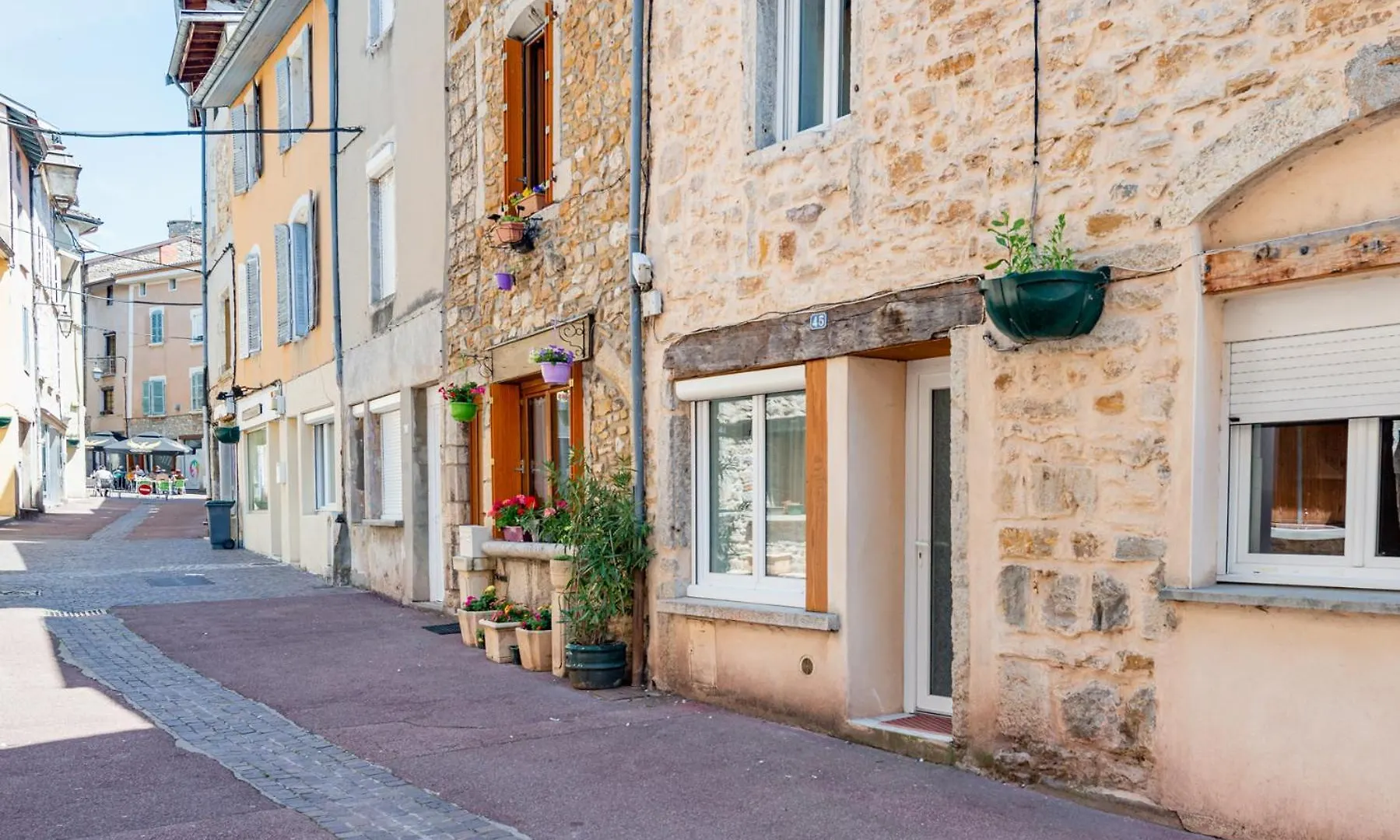 Le Triplex, 2 Chambres, 2 Salles De Bain Lagnieu France